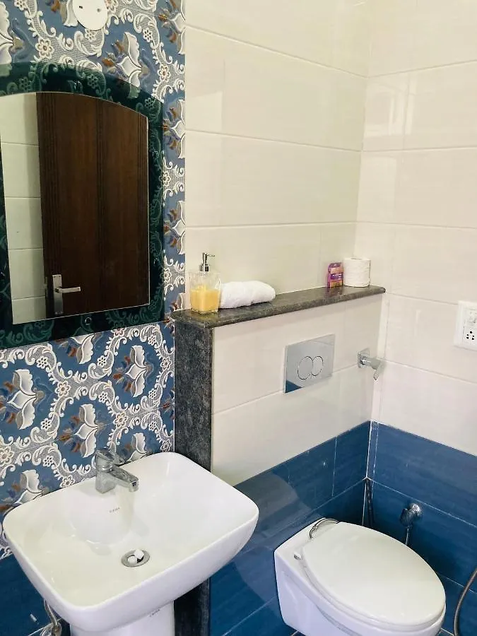 Homestay Private Room With Balcony, Wifi And Smart Tv Panchkula