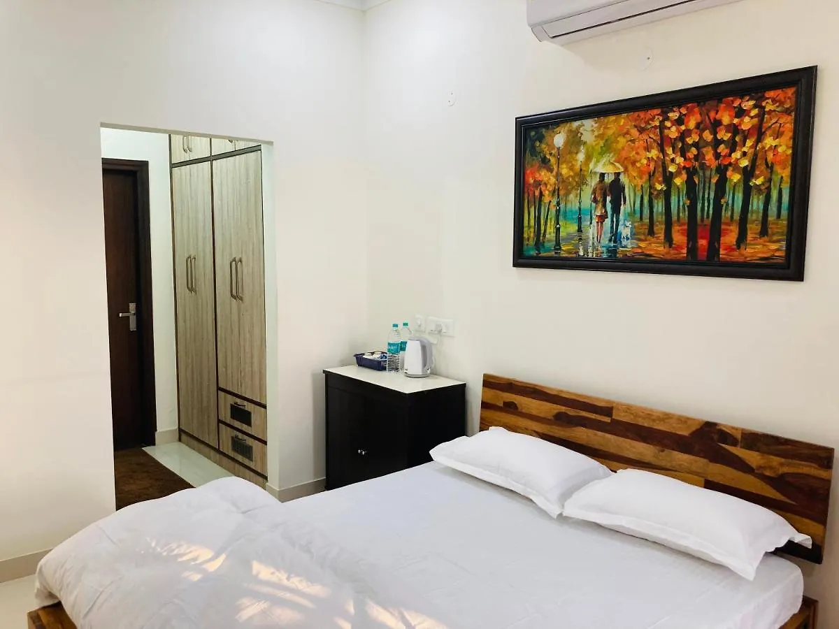 Private Room With Balcony, Wifi And Smart Tv Panchkula