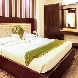Treebo Tryst Sc Residency Zirakpur Hotel